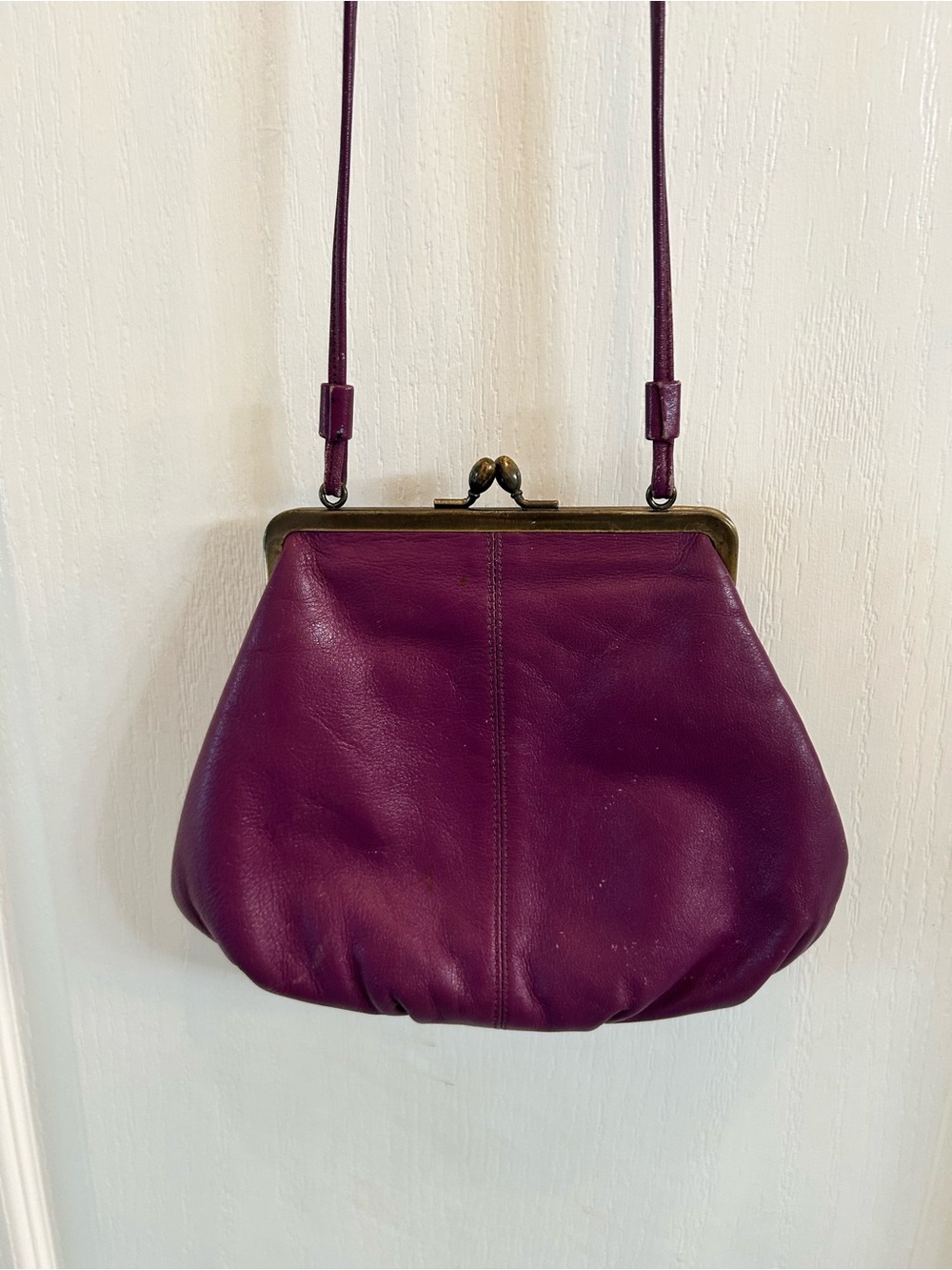 PIONEER Purple Leather Crossbody Bag with Frame Clasp